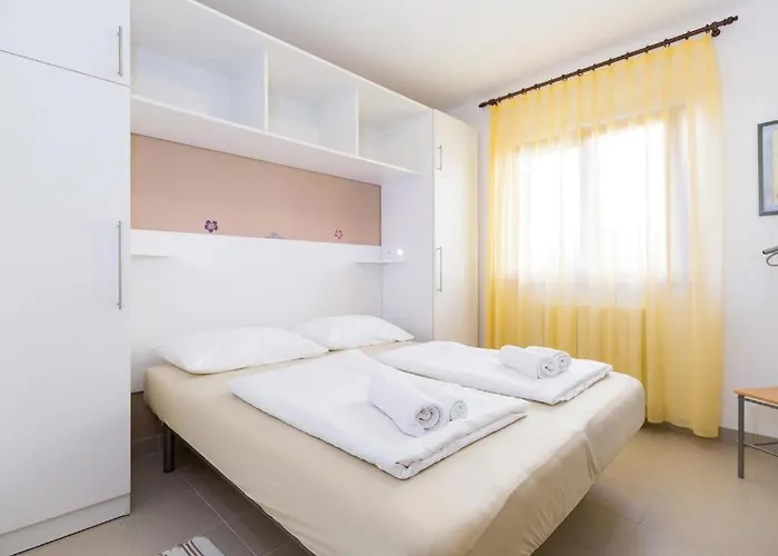 Ulika Apartman *